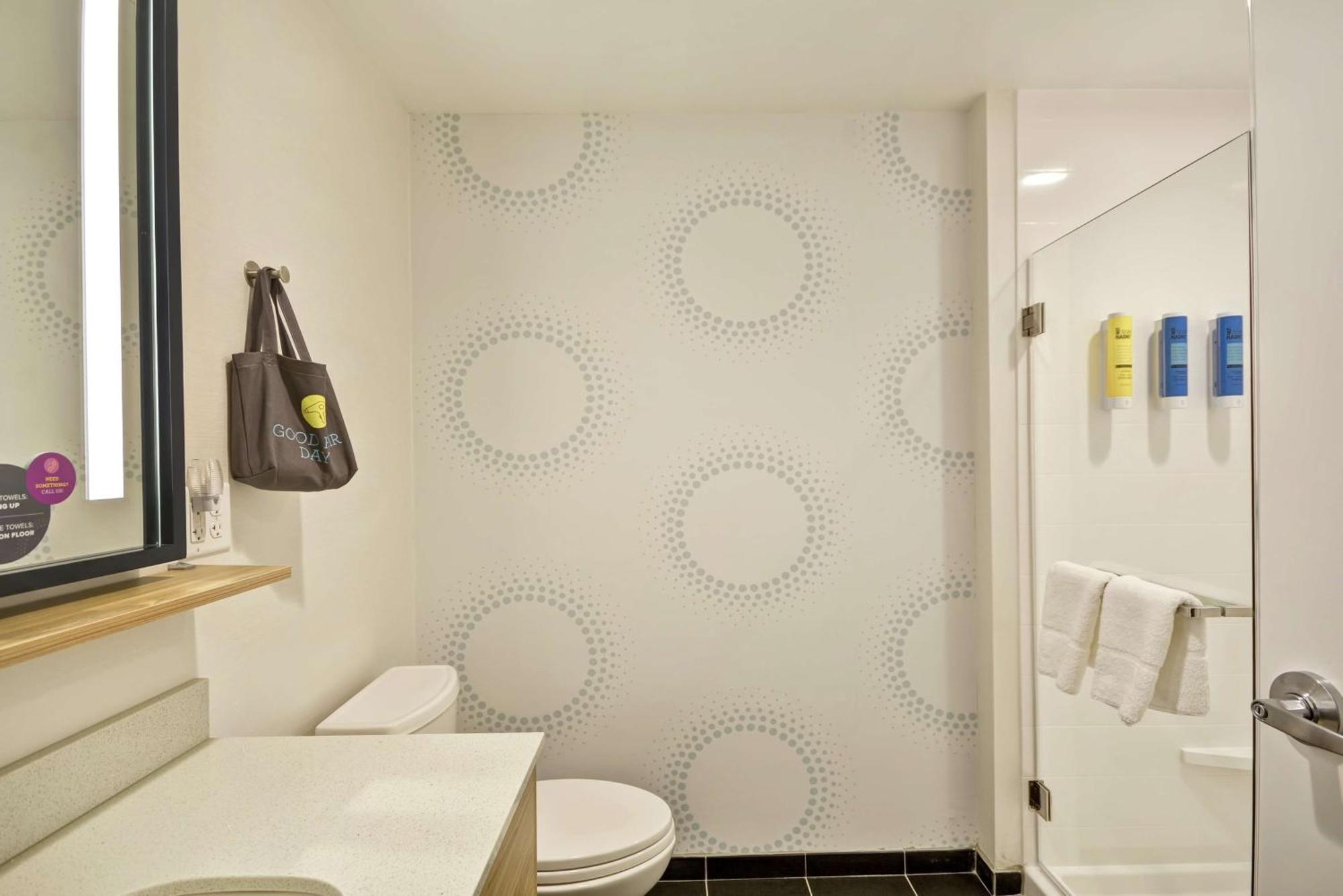 Tru By Hilton Huber Heights Dayton Hotel Ngoại thất bức ảnh